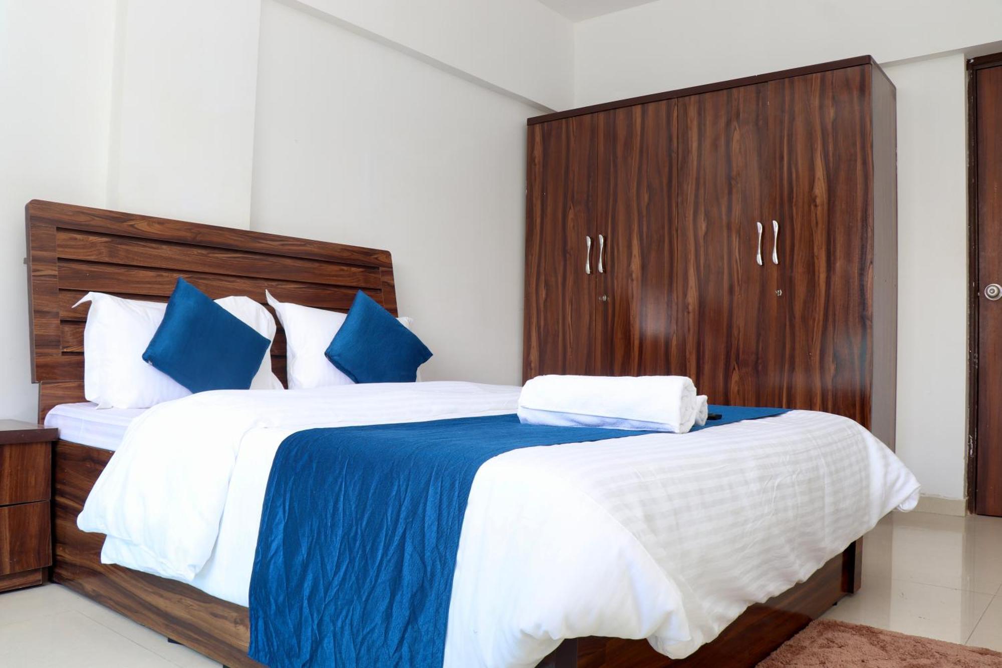 Zenith Homes - Boomerang Suites Мумбаи Экстерьер фото