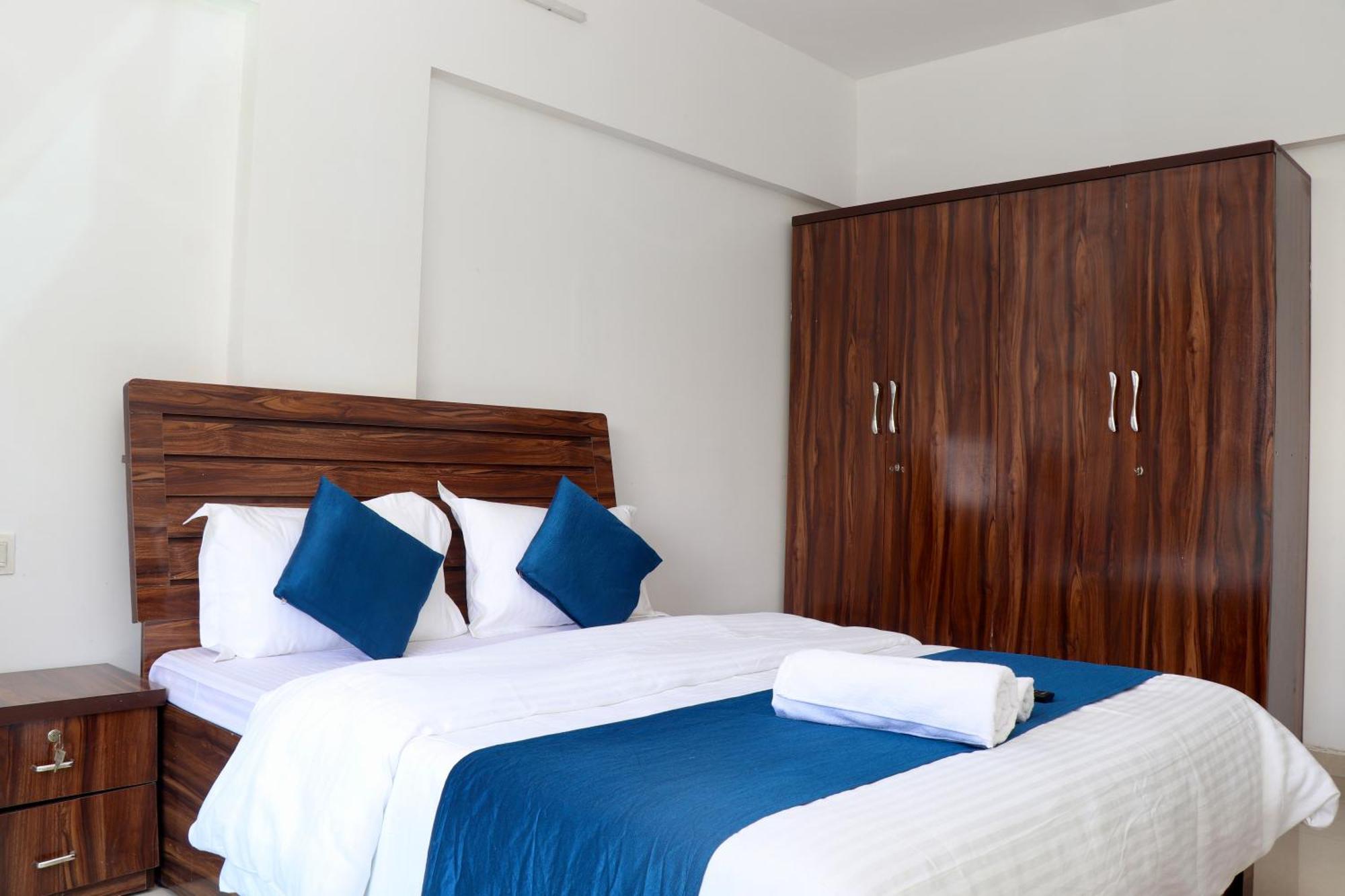 Zenith Homes - Boomerang Suites Мумбаи Экстерьер фото
